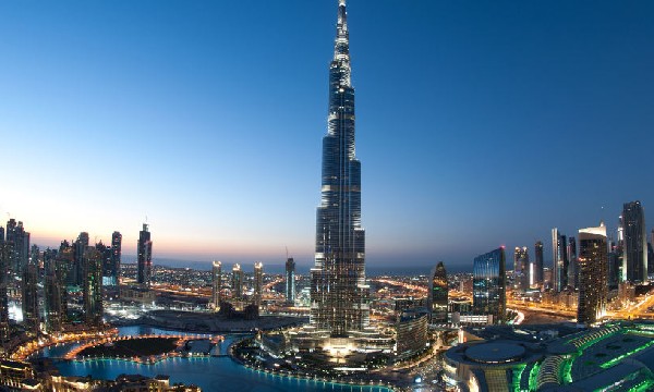 Megahnya Burj Khalifa dengan Segudang Keunikan