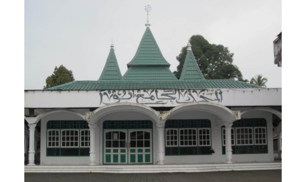masjid bersejarah di Maluku