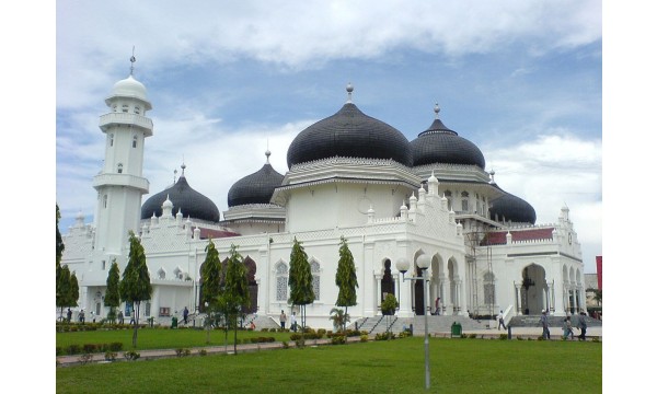 Sejarah Masjid Raya Baiturrahman yang Bertempatan di Aceh