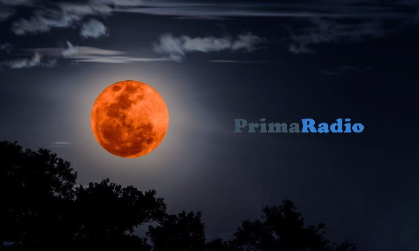 Penampakan Gerhana Bulan Total ‘Blood Moon’ di Berbagai Negara