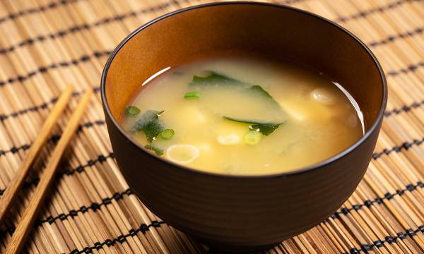 Topping yang Cukup Populer di Sajian Miso Soup