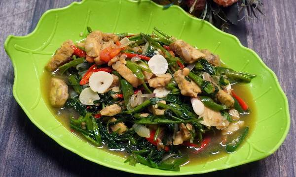 Resep Cah Kangkung Tempe dalam Hidangan Sehari-hari
