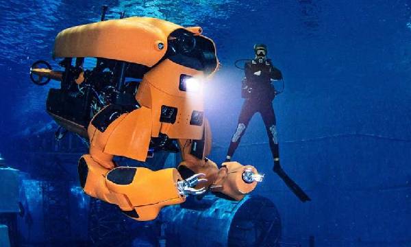 Mengenal Robot AI Bawah Laut