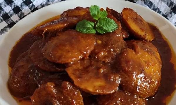 Semur Jengkol dengan Santan