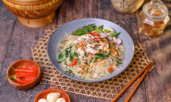 Memasak Soun Kuah Sup Ayam Kampung dengan Langkah-langkah Mudah