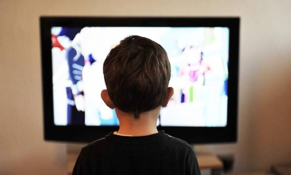 5 Cara Cek TV Sudah Digital atau Belum dan Cara Mengatasinya