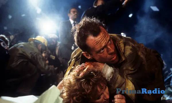 Review Film Die Hard 1988